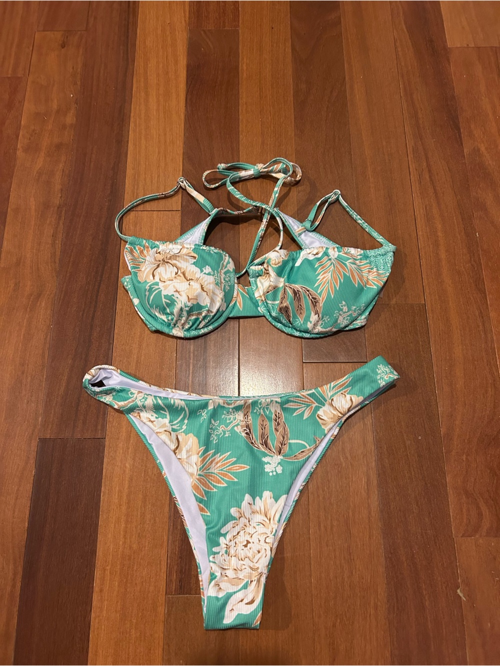 Volafa Floral Mint Green Bikini Set - Women Swim Bikini size L NWOT